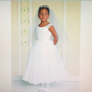 Joan Calabrese Style 19328 White Dress Size 8